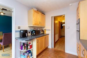 Kitchen- click for photo gallery